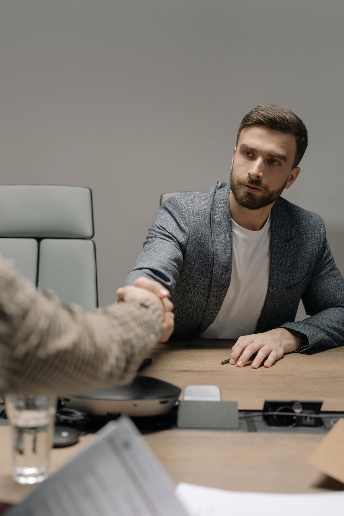 Meeting with a Flash Insurance advisor